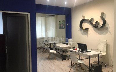 Продается Торговый Коммерческий, в Ваке