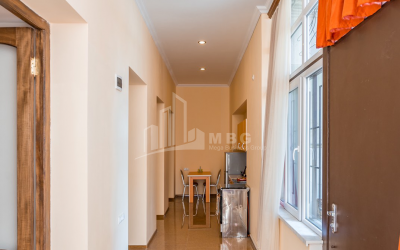 For Sale Flat, in Sololaki