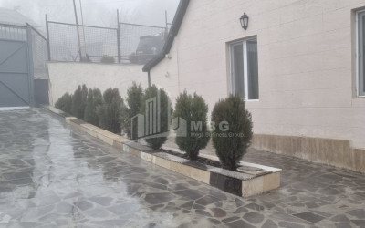 Продается Дом - Вилла В Коджори, Мтацминда Район