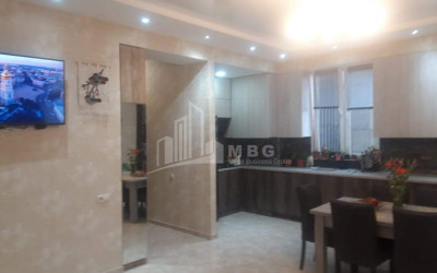 For Sale Flat, in Nadzaladevi