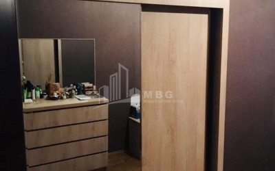 Lease Flat, in Surrounding area of metro Guramishvili