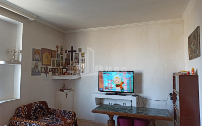 For Sale Flat, in Nadzaladevi
