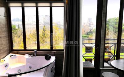 For Rent Hotel - Resort Commercial, in Abanotubani