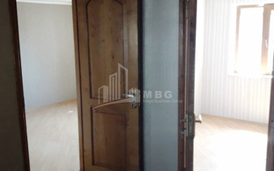 იყიდება ბინა, ბათუმი