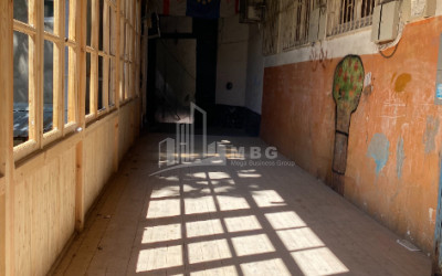 For Sale Hostel - Guesthouse Commercial, in Sololaki