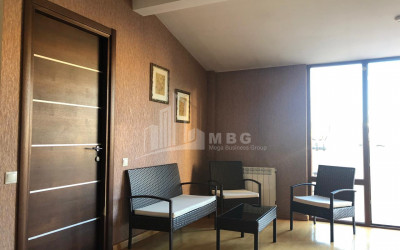 В аренду Квартира, в Мтацминда