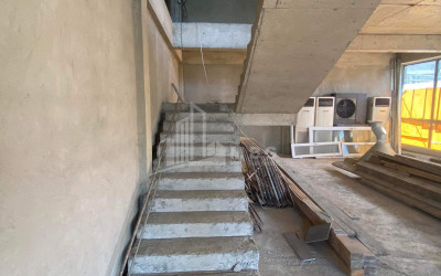 For Rent Витражный фасад Commercial, in Gldani Massive