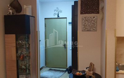 For Sale Flat, in Surrounding area of metro Guramishvili