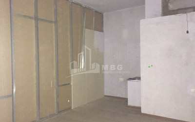For Sale Витражный фасад Commercial, in Gldani Massive