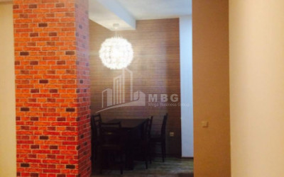 ქირავდება ბინა, საბურთალო