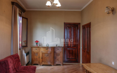 For Sale Flat, in Mtatsminda