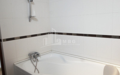 For Rent Building Commercial, in Mtatsminda