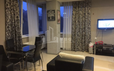 იყიდება ბინა, პლეხანოვი