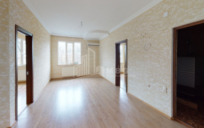 For Sale Building Commercial, in Kutaisi