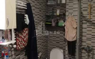 Lease Flat, in Metromsheni