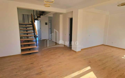 For Sale Flat, in Varketili