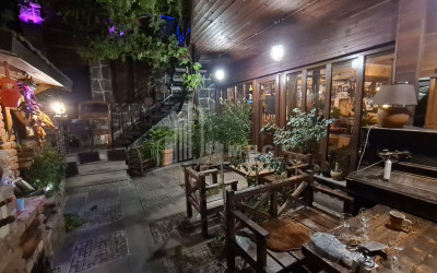 For Sale Hotel - Resort Commercial, in Abanotubani