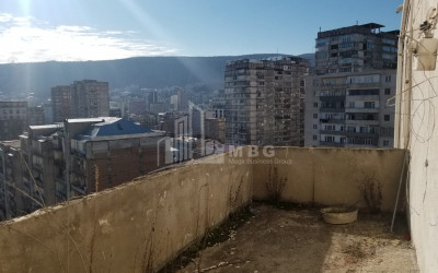 For Sale Flat, in Saburtalo