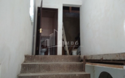 For Sale House - Villa, in Easter Easter