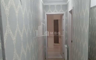 For Sale Flat, in Varketili
