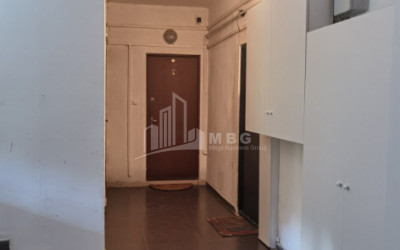 For Rent Flat, in Bagebi