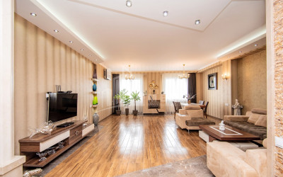 For Sale Flat, in Saburtalo