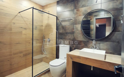 Продается Квартира, в Ваке