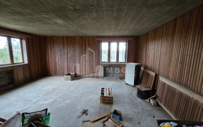 იყიდება ძველი აშენებული სახლი - აგარაკი ზემო ნატანებში, ოზურგეთი