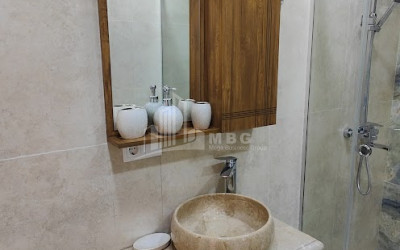 იყიდება კომერციული ფართი ბ. ჟღენტის ქუჩა ნუცუბიძის მიკროები (I V) ვაკის რაიონი თბილისი