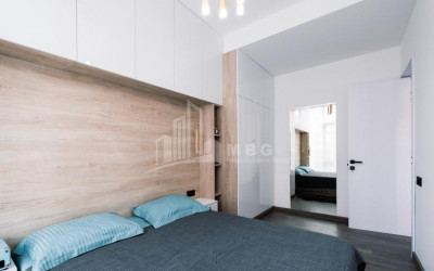 For Sale Flat, in Bagebi