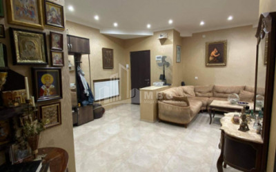 For Sale Flat, in Isani