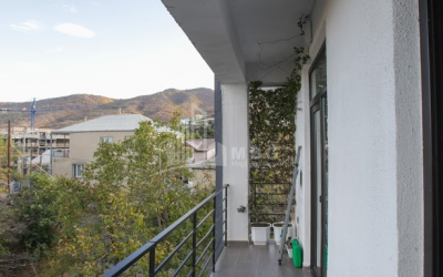 For Sale Flat, in Bagebi