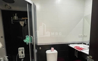 იყიდება ბინა, საბურთალო