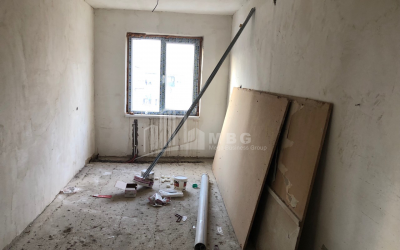 For Sale Flat, in Varketili