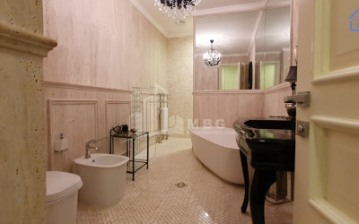 Продается Квартира, в Сололаки