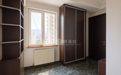 იყიდება ბინა იყალთოს გორა საბურთალო საბურთალოს რაიონი თბილისი