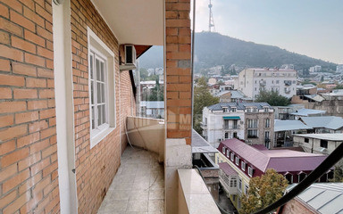 For Rent Flat, in Mtatsminda