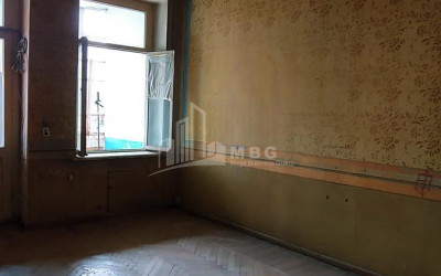 For Sale Flat, in Sololaki