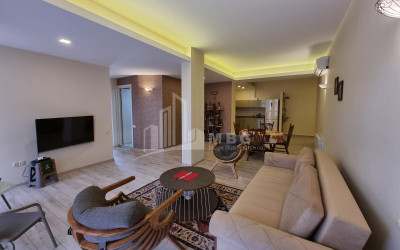 იყიდება ბინა, ვაკე