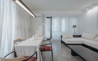 Продается Квартира, в Мтацминда