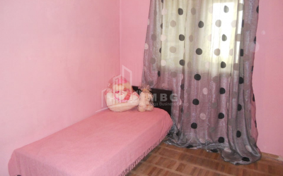 For Sale Flat, in Vazisubani