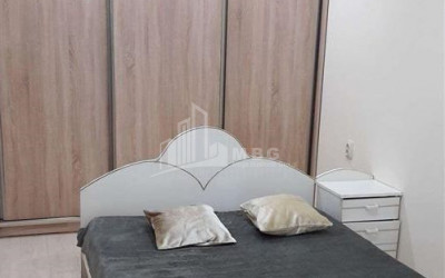 იყიდება ბინა, ვაკე