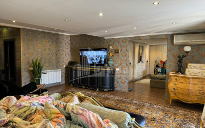 იყიდება ბინა, დიღმის მასივი