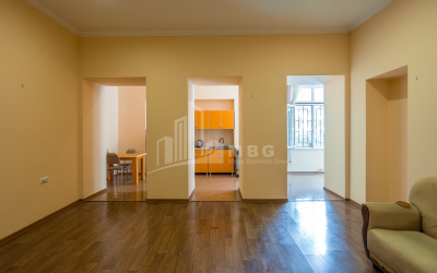 For Sale Flat, in Sololaki
