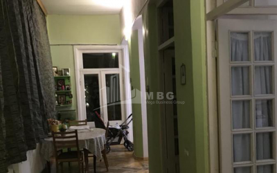 For Sale Flat, in Zemo Vera