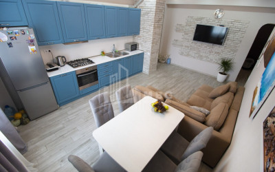 For Sale Flat, in Isani