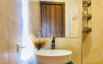 For Sale Flat, in Vedzisi