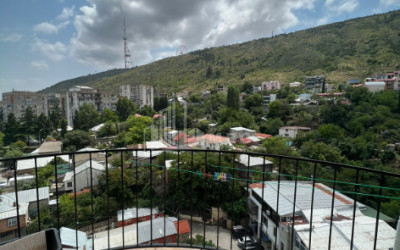 Продается Квартира, в Ваке