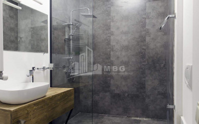 For Sale Flat, in Okros ubani