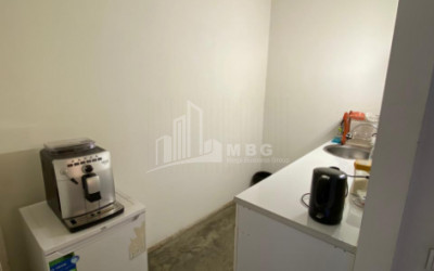 For Rent For office Commercial, in Sololaki